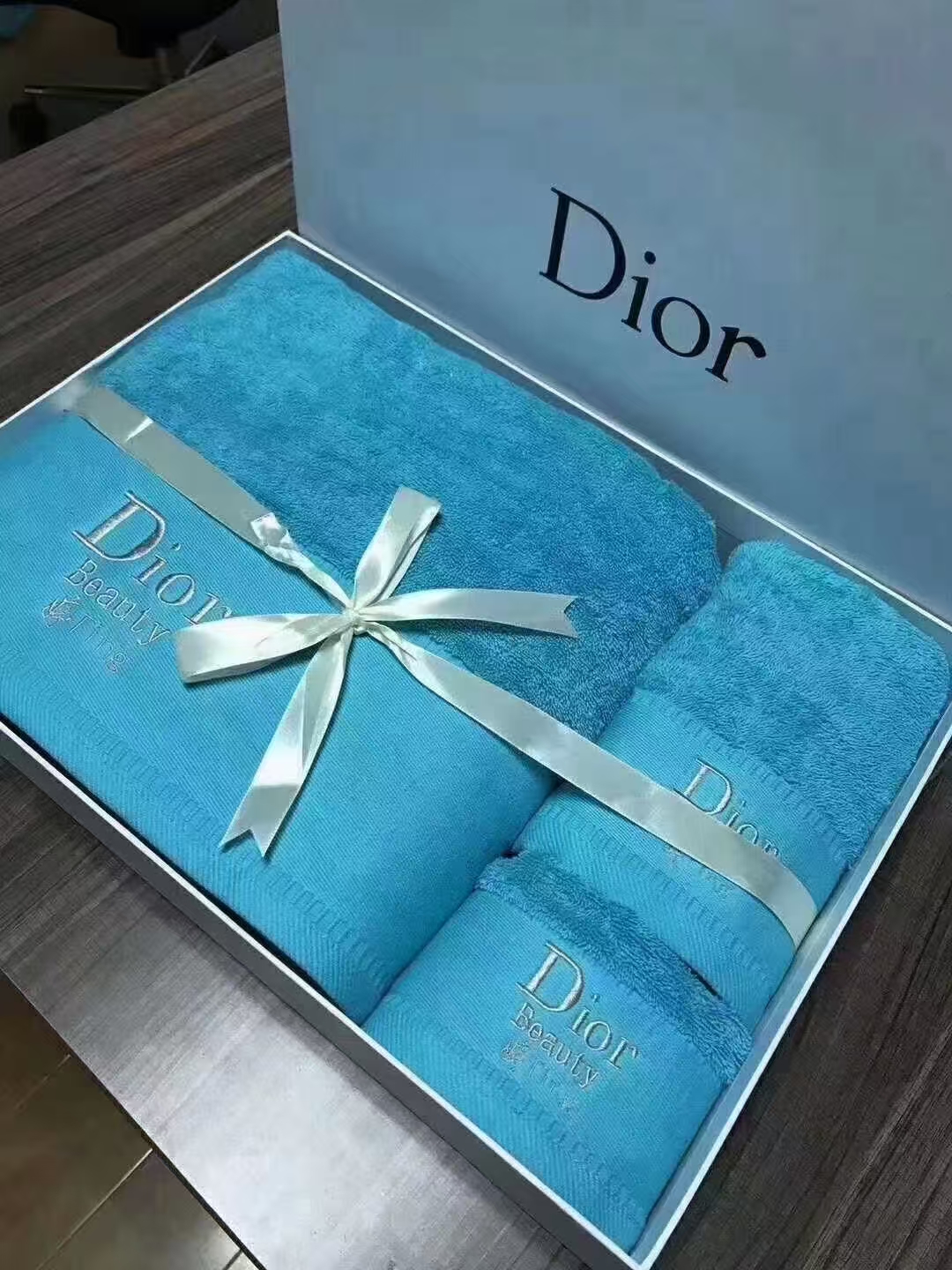 Luxury Hotel Towel Set | 100% Cotton Embroidered Towels | Gift Box Packed