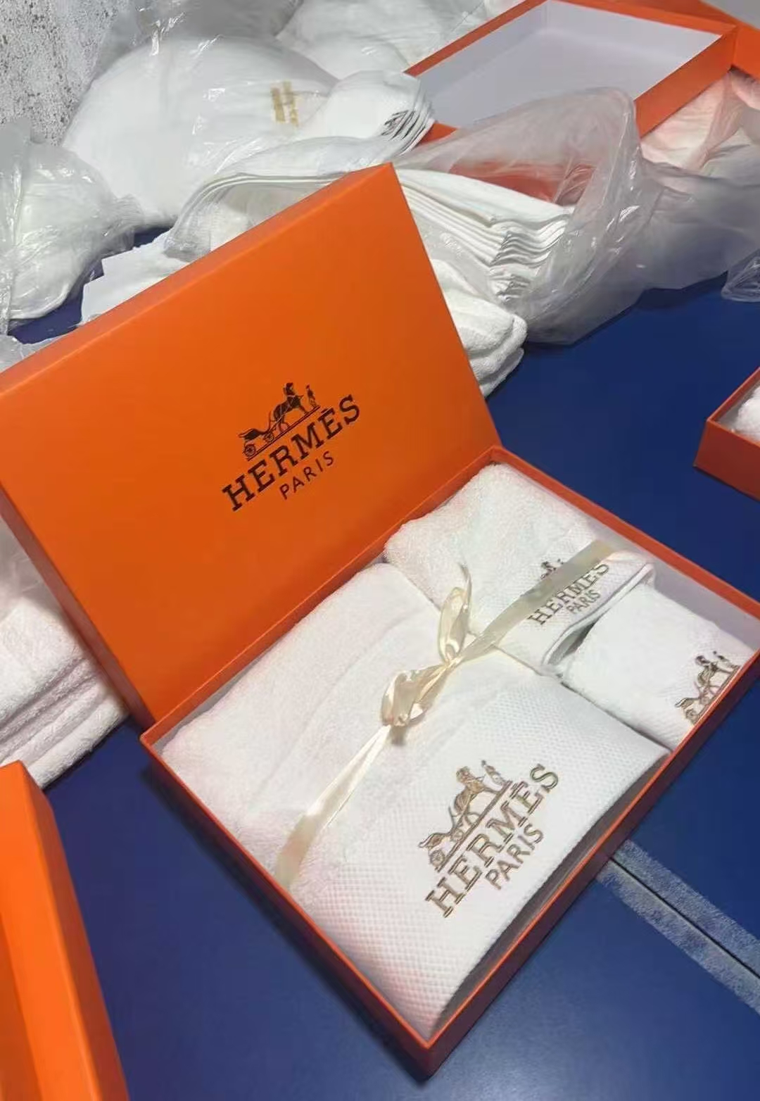 Luxury Hotel Towel Set | 100% Cotton Embroidered Towels | Gift Box Packed